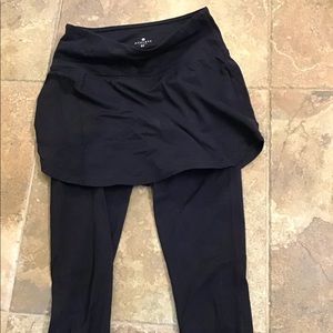 Athleta skirted leggings